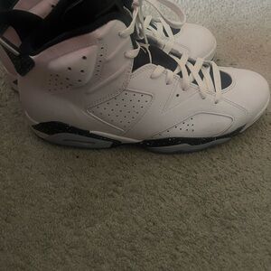 Jordan 6 Reverse Oreo’s